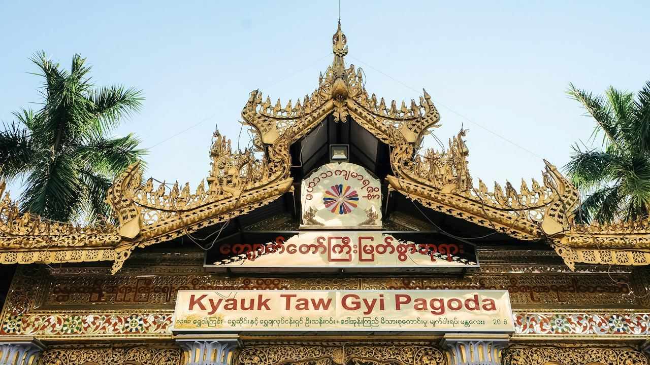 Kyauk Taw Gyi Pagoda in Mandalay, Myanmar